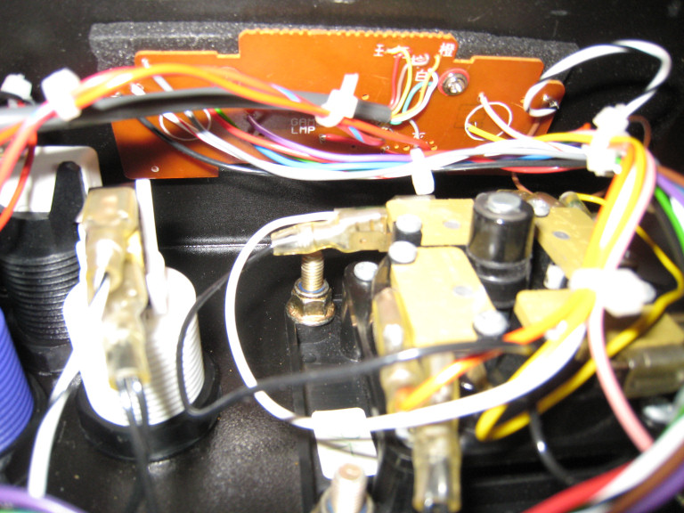 Internal wiring close up 